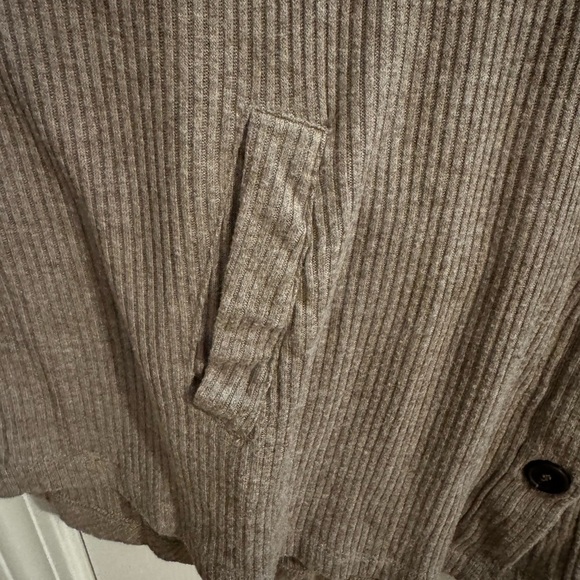 Zenana Pumpkin Spice and Everything Nice Shacket Mocha Brown Pockets Plus 3X - Picture 7 of 10